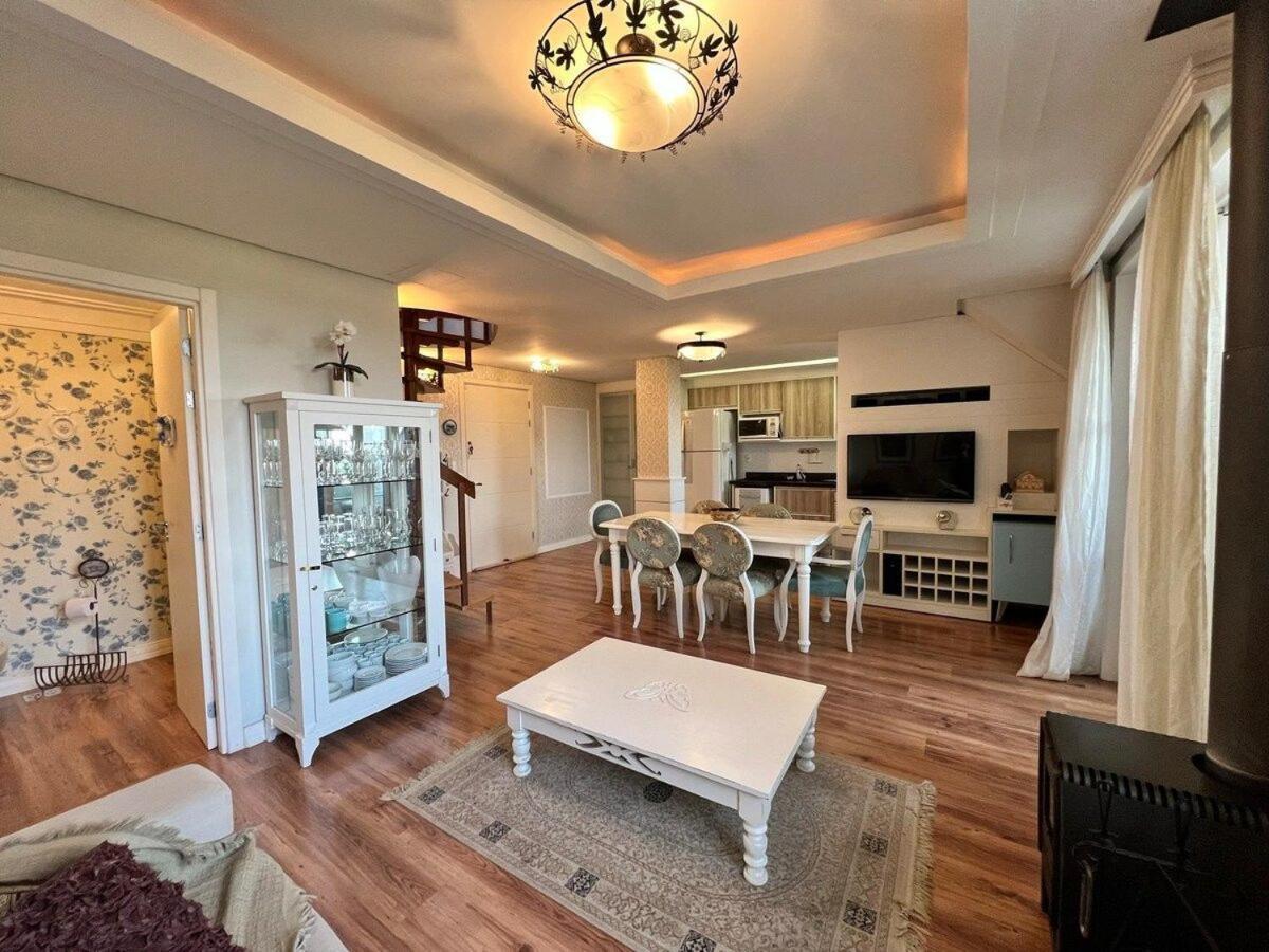 503 - Cobertura Luxo 3 -centro De Apartamento Gramado